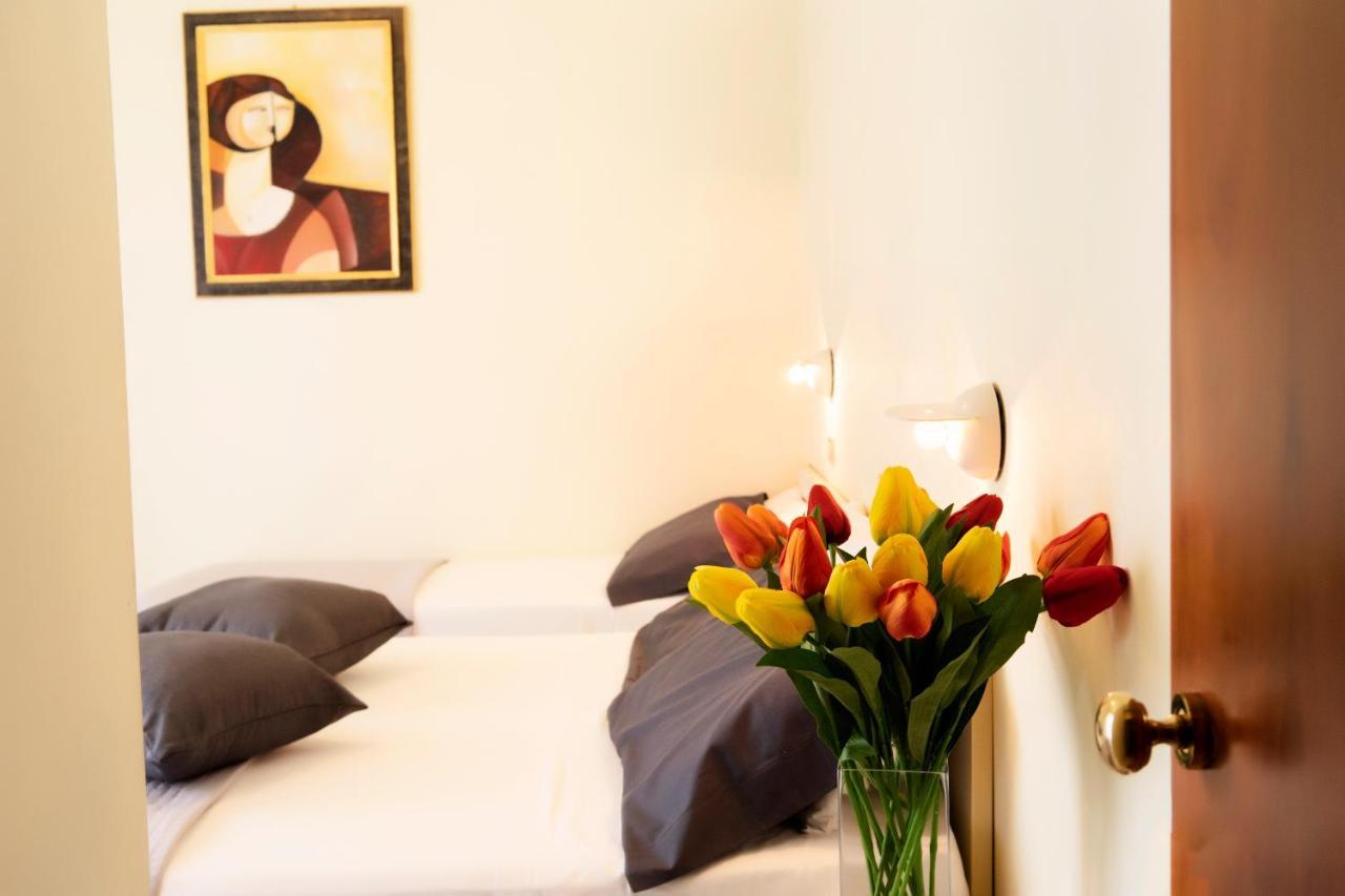 Hotel Astra Riccione Luaran gambar