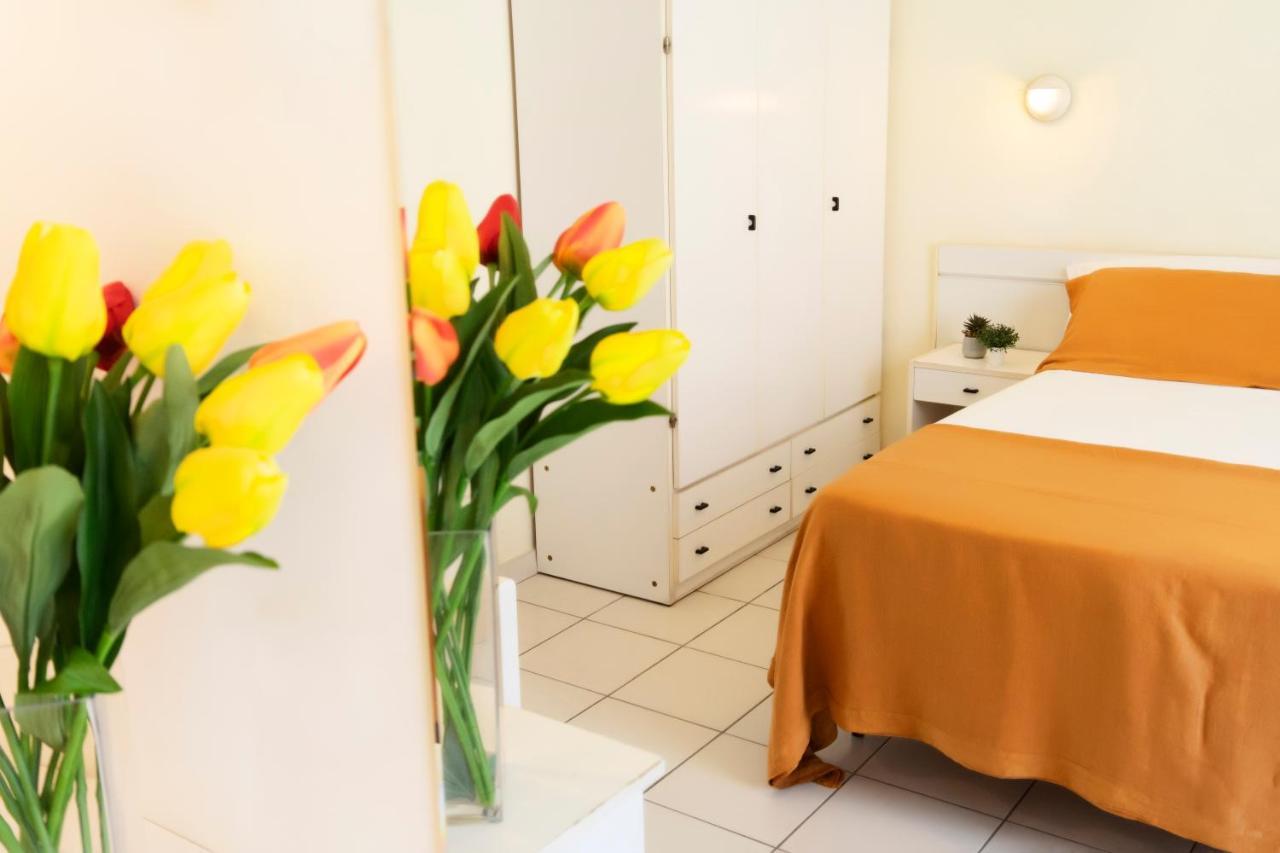 Hotel Astra Riccione Luaran gambar